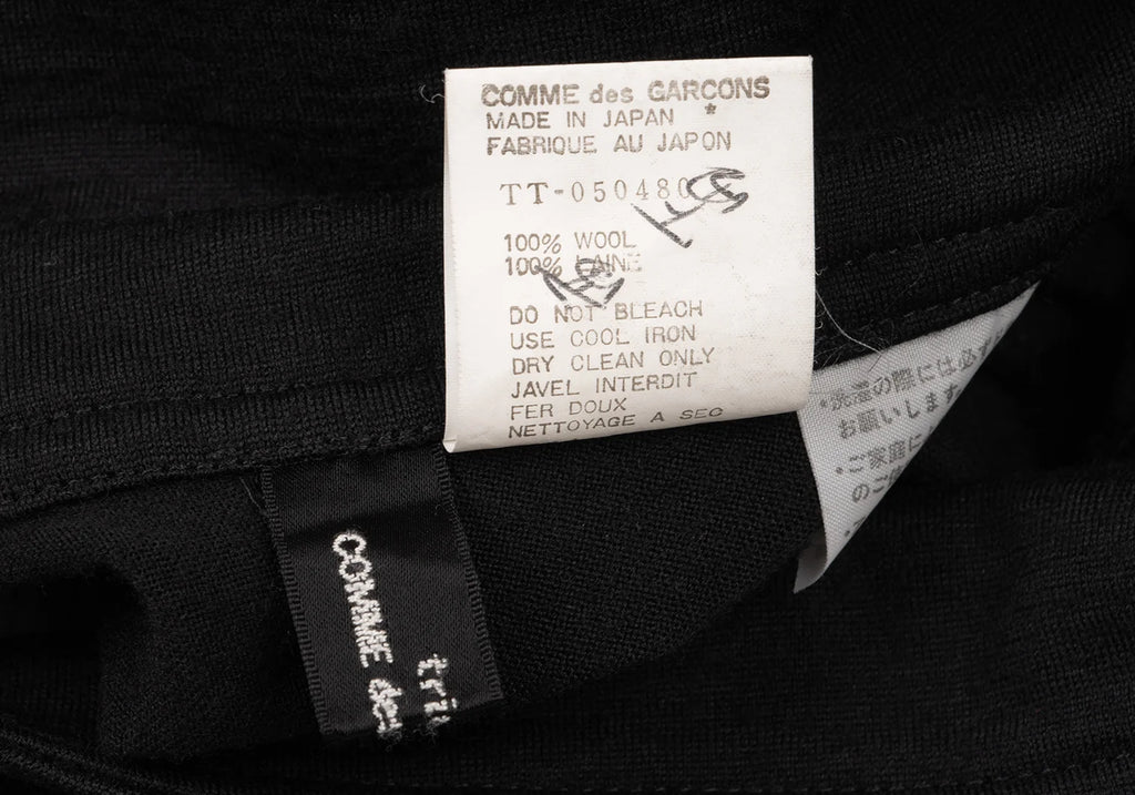 COMME des GARCONS JAPAN. TRICOT. Black Wool High Waist Flare Skirt