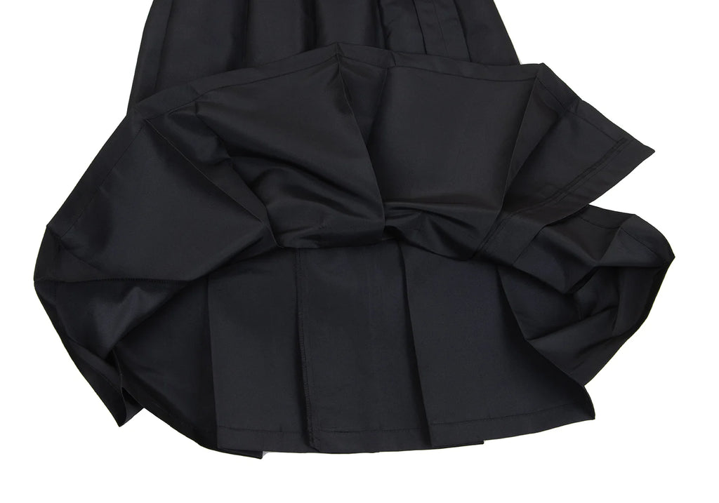 A/T(ATSURO TAYAMA) JAPAN. Black Poly Asymmetry Pleated Skirt