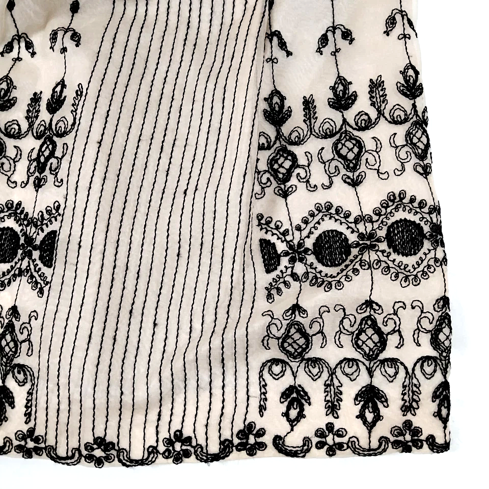 Maxmara Italy. Black/Beige Sleeveless Mini Dress