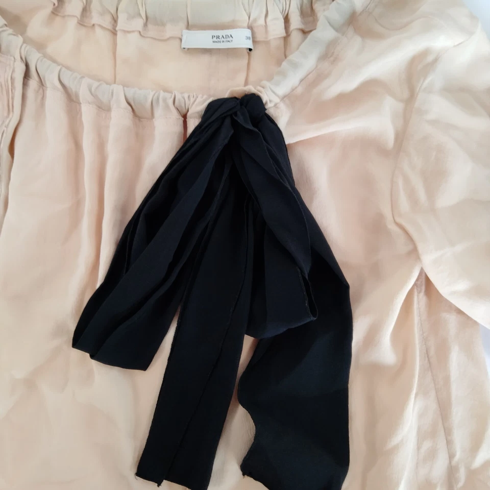 Prada ITALY. Vintage Silk SEDASOIE Top