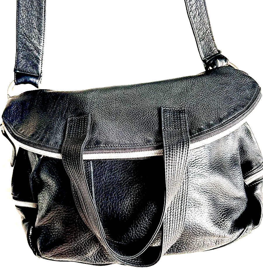 MICHIAMO JAPAN. Black Leather 2 Way Shoulder bag Crossbody Bag