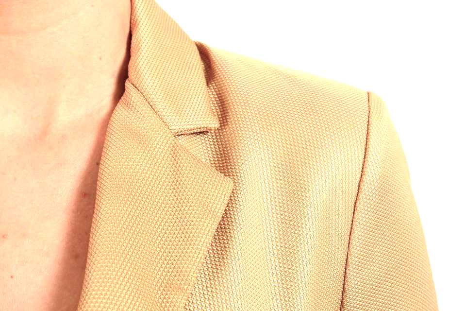 Maison Margiela MM6 Paris. NEW. NWOT. Beige Two Button Coat
