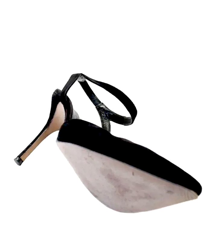 MANOLO BLAHNIK PARIS. Black Suede Pointed Toe Ankle Strapped Heels. Size: 38FR