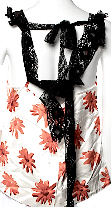 Meryll Rogge Belgium/Milan. (Dries Van Noten, now Marni Designer) Viscose Blend Floral Print V-Neck Top