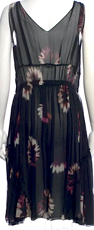 Nina Ricci Paris. Black Floral Print Knee-Length Dress