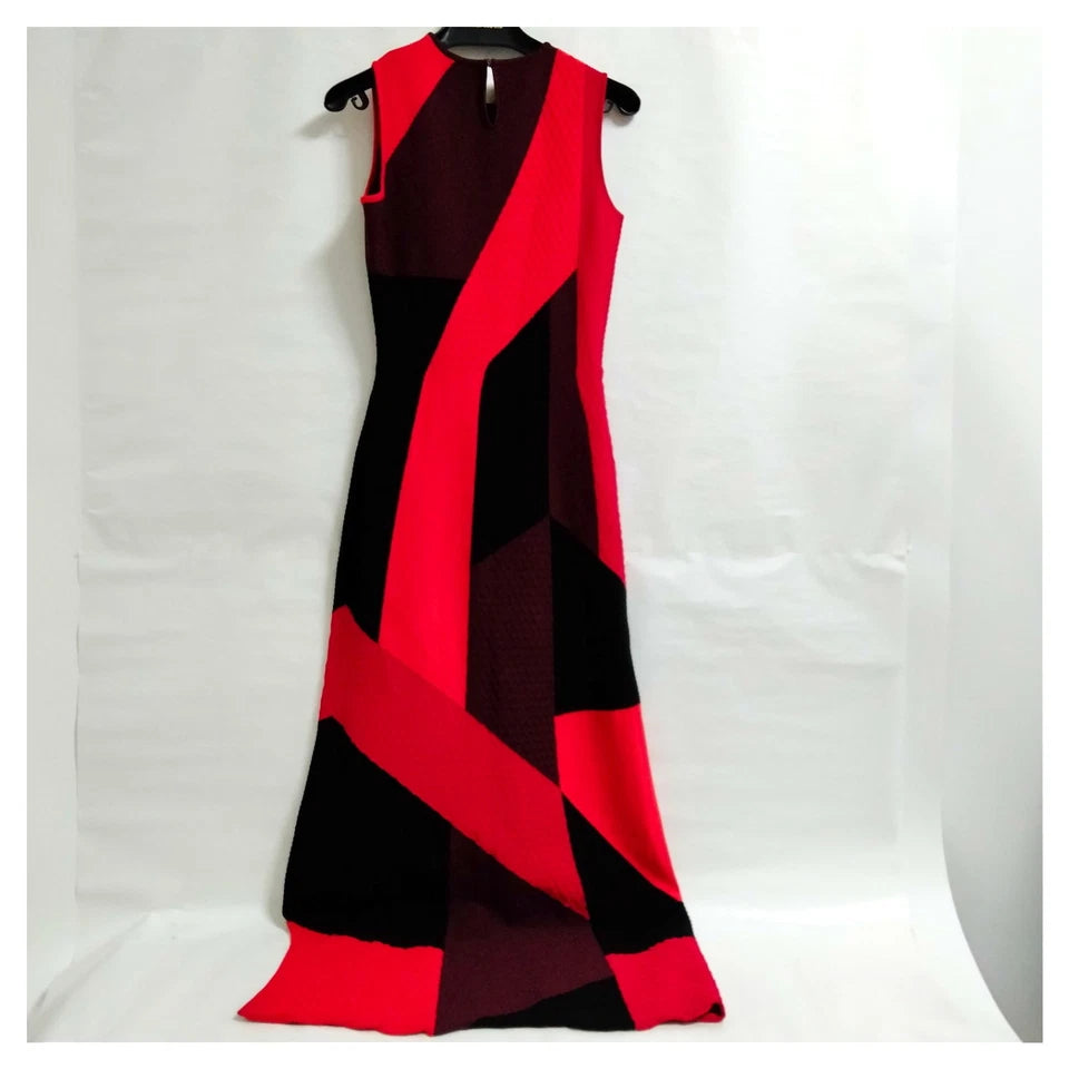 Alexander Mcqueen UK. 2021 Pre-Fall Collection. SARAH BURTON DESIGNER. Red Black Geometric Sleeveless Rayon Dress