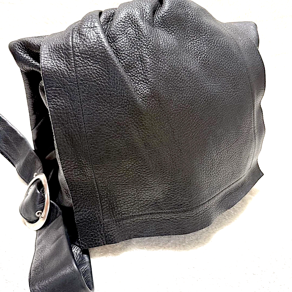 MICHIAMO JAPAN. Black Pebbled Leather Shoulder