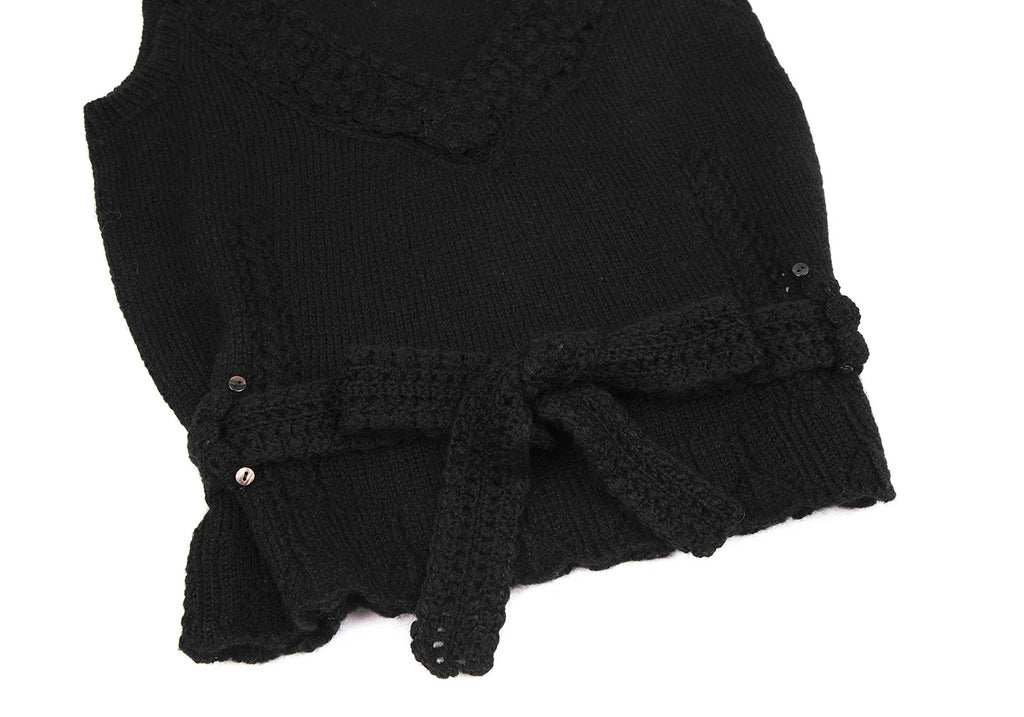 TOMORROWLAND  MACPHEE JAPAN. Black Hand Knit Sleeveless Shirt