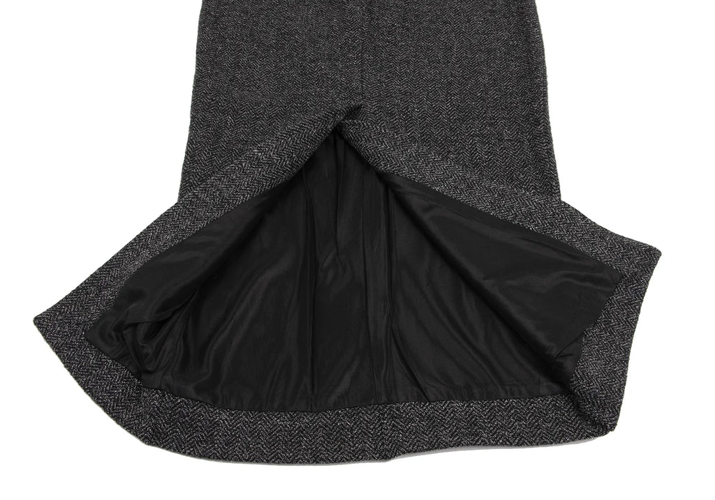 ROMEO GIGLI  ITALY. Charcoal Herringbone Weave Long Skirt
