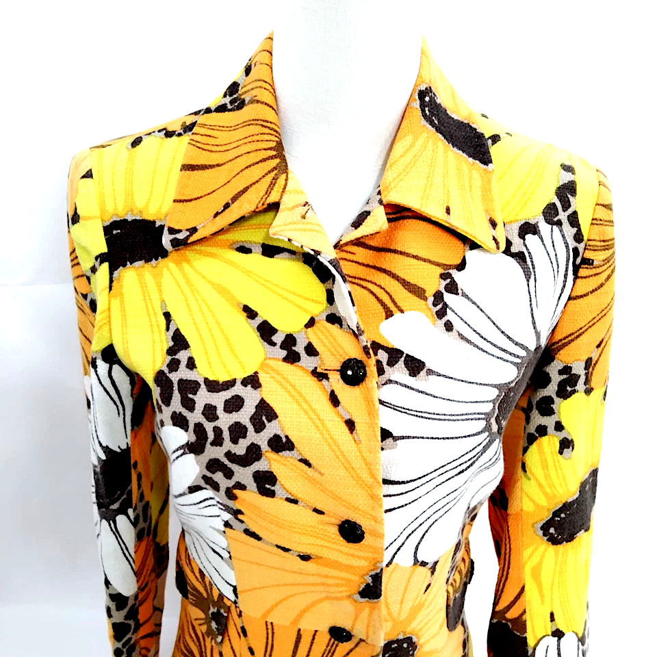 Dolce & Gabbana Italy. Orange Cotton Rayon Floral Blouse/Top