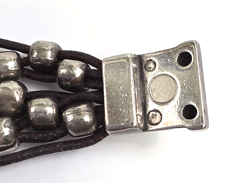 1 Para Mi. MADRID. Handmade Spain.  Silver Plated, Pewter, Sterling Chunky Leather Bracelet