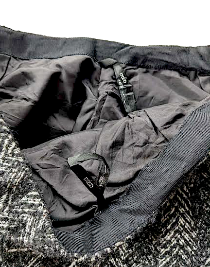 Issey Miyake Japan. Vintage Black/Gray Wool Mini Skirt