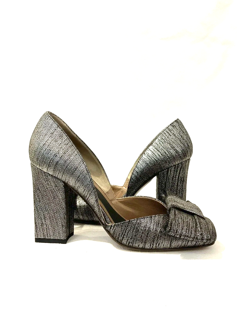 Marni Italy. Metallic Silver Block Heels/Bow Details   SZ 37