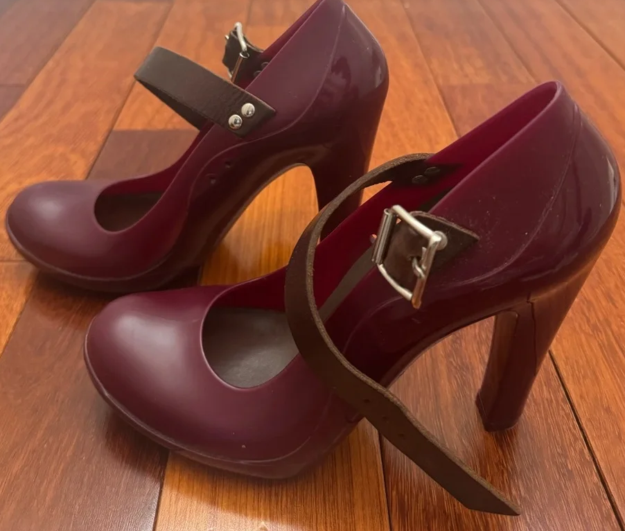 Marni ITALY.Burgundy Mary Jane “Rain” Pumps with Brown Leather Strap