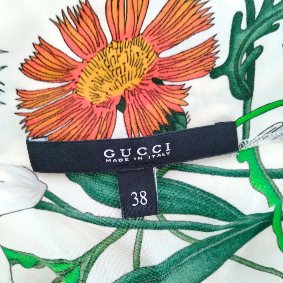 GUCCI ITALY. Vintage Sleeveless Floral/Garden Silk Blouse