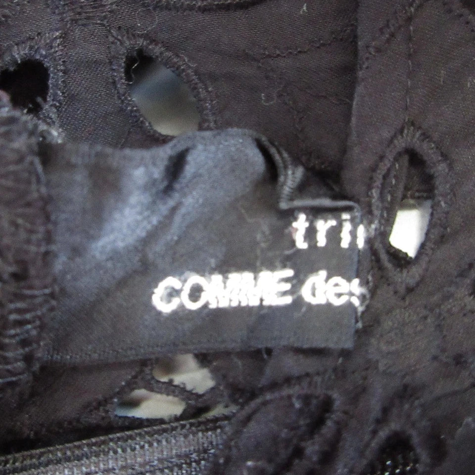COMME des GARCONS JAPAN. TRICOT. Black Cutwork Sleeveless Dress