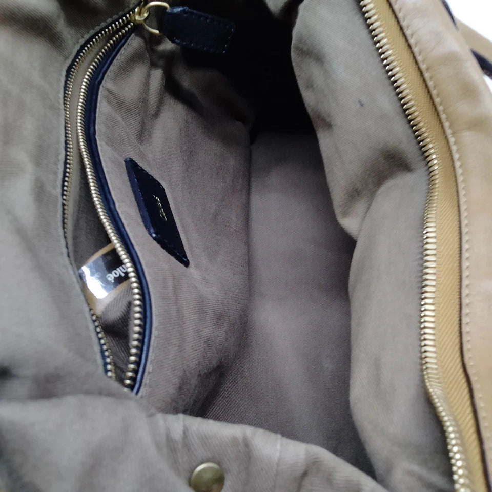CHLOE PARIS. Vintage Phoebe Philo. Tan Leather Shoulder Bag / Crossbody Bag