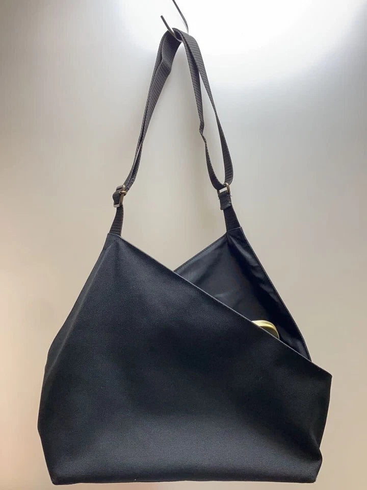 AYANOKOJI JAPAN. Black Canvas Hidden Kiss Lock Bag / Shoulder Bag