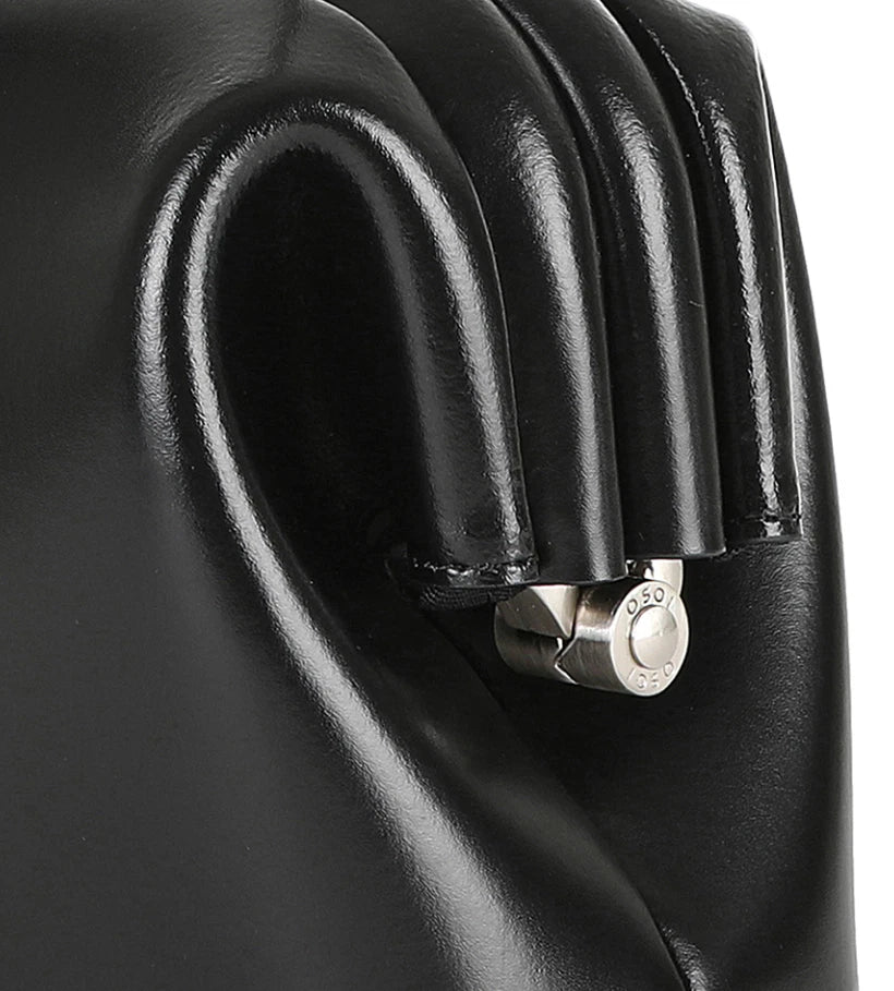 OSOI SEOUL/PARIS. NEW. NWOT. Black Leather Shoulder Bag