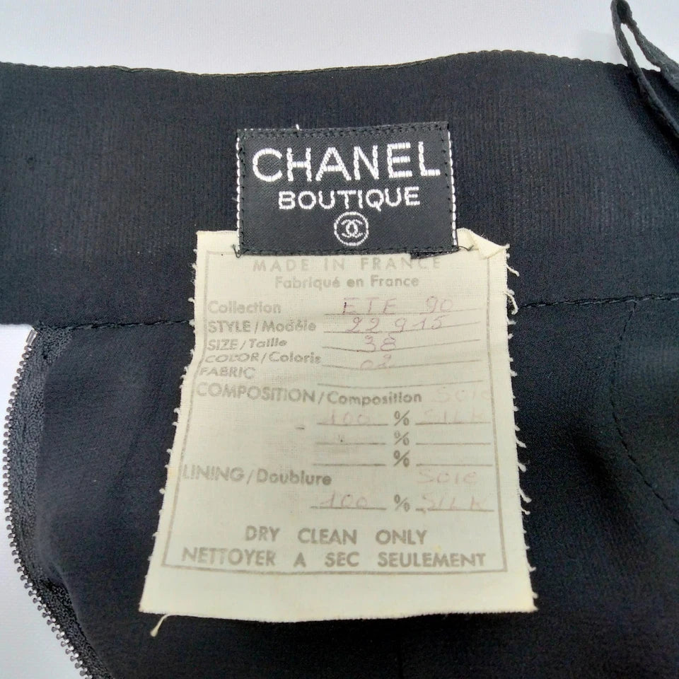 Chanel PARIS. Vintage Black Silk Pleats Skirt