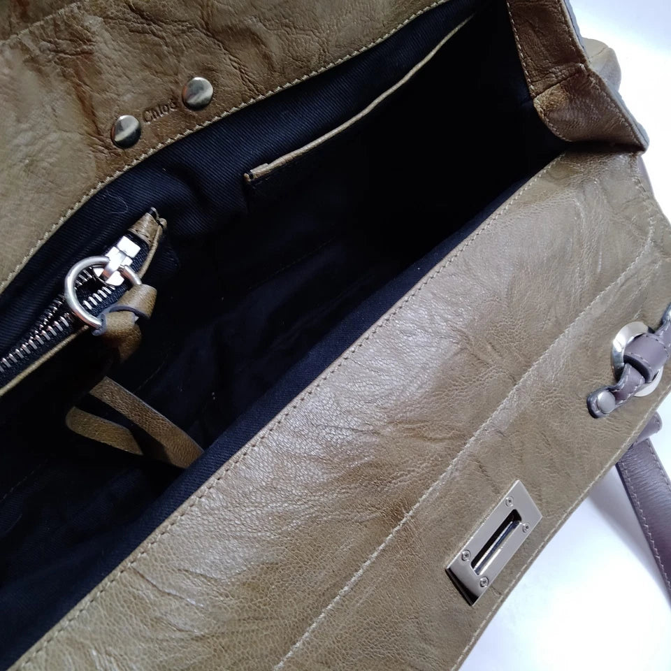 Chloe Paris. Vintage Phoebe Philo Intentional Distressing Leather Quilted Design Shoulderbag