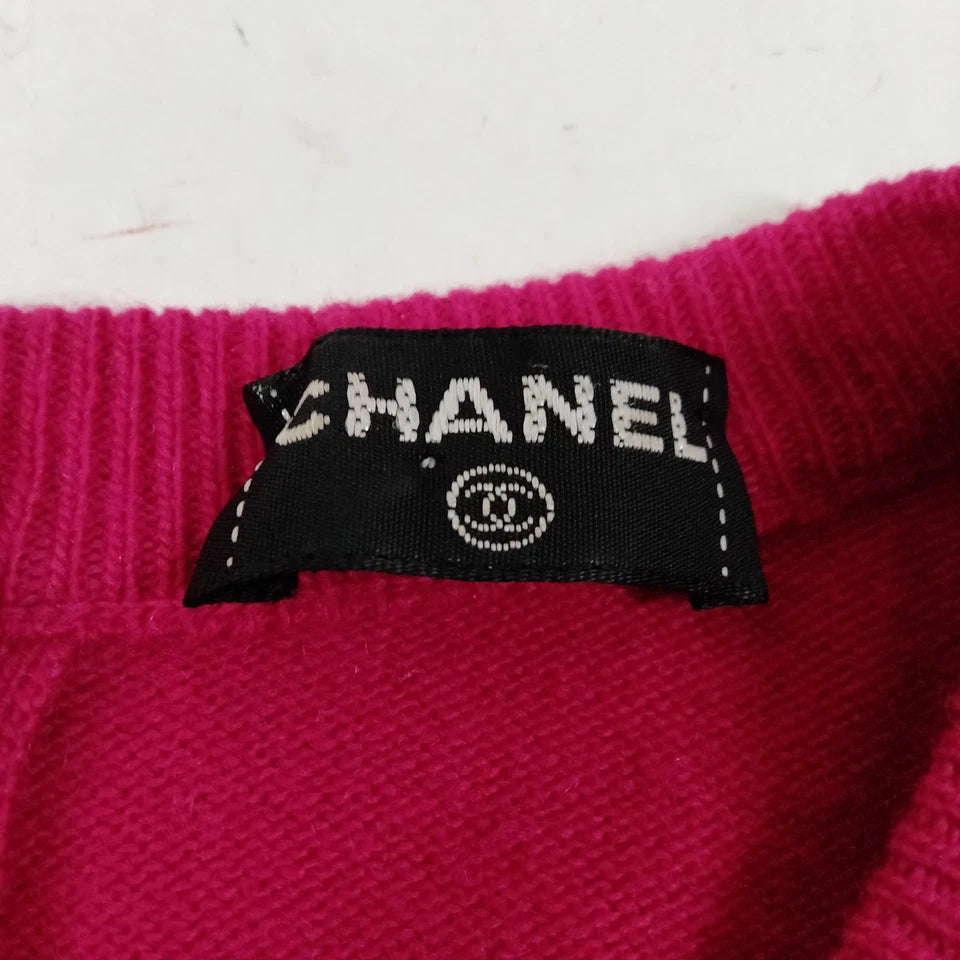 CHANEL PARIS. Vintage Bordeaux Cashmere Top w/3 Chanel Button Back