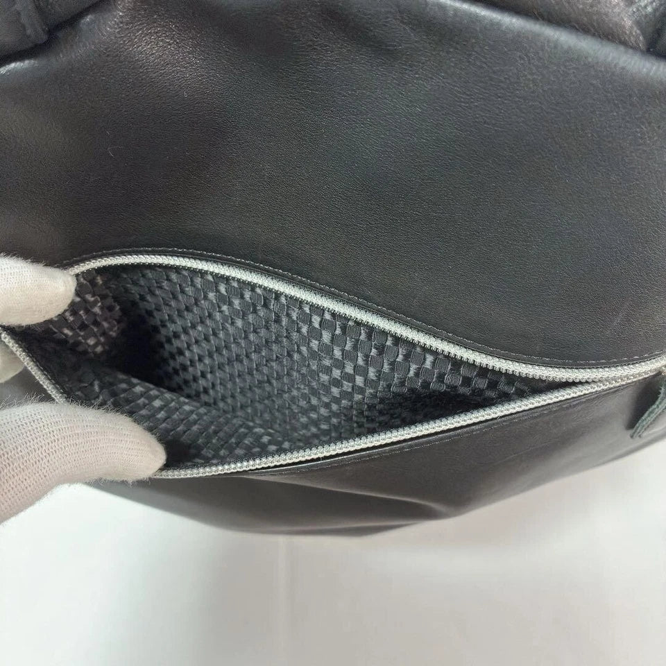 MICHIAMO JAPAN. Black Kip Leather Shoulder Bag / Tote Bag