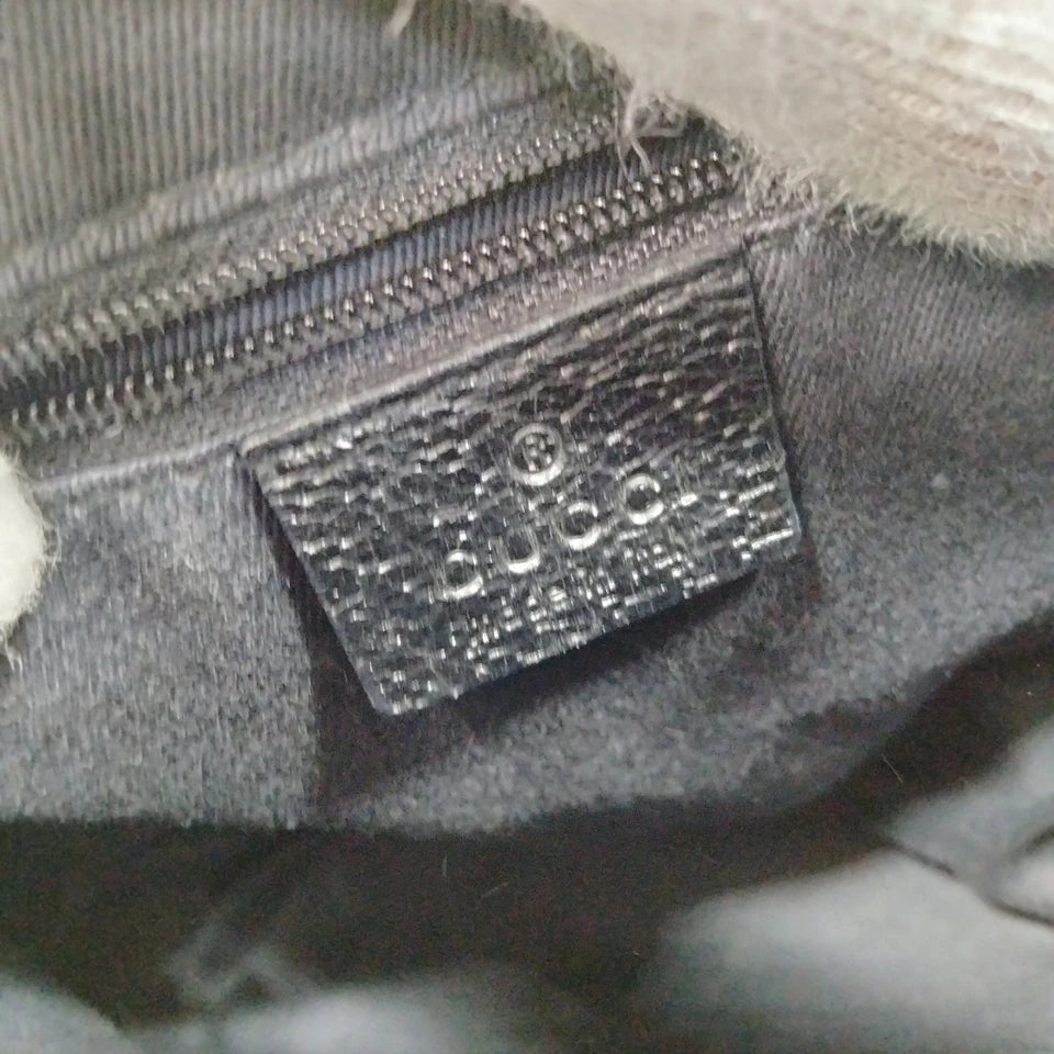 GUCCI ITALY. Vintage Black Canvas Logo Bag