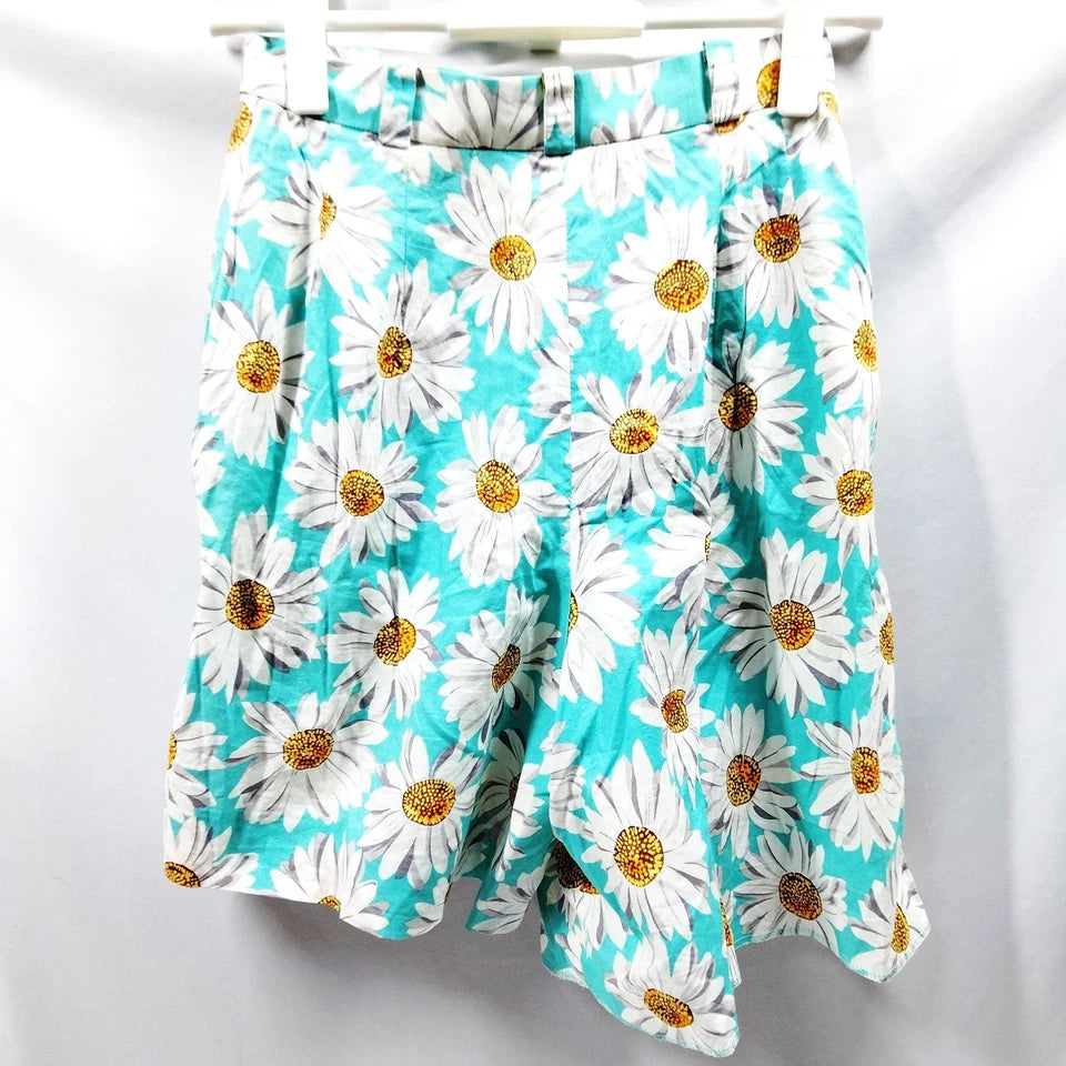 Christian Dior Paris. Vintage Cotton/Cupro Daisy Shorts
