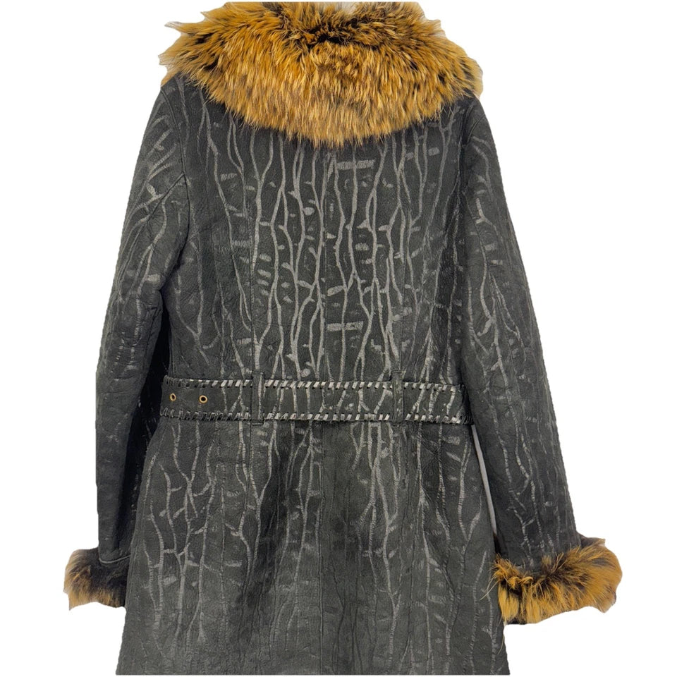 VIYONTO. Genuine Lamb skin shearling jacket, Black, Real Finn Raccoon Fur Trim, 2 Pockets.               MANY MORE FURS, FAUX FURS IN STORE ONLY