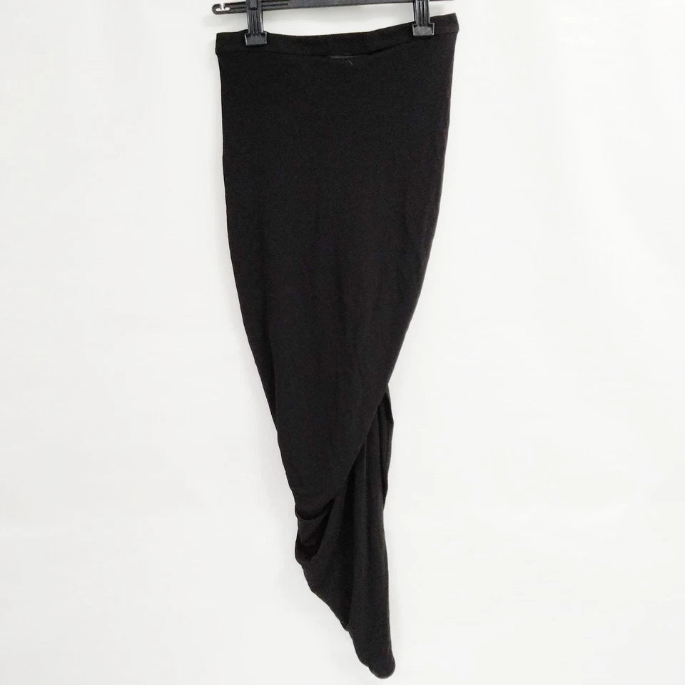 Givenchy Paris. Black Rayon Gathered, Ruched, Skirt, w/Zipper AccentS