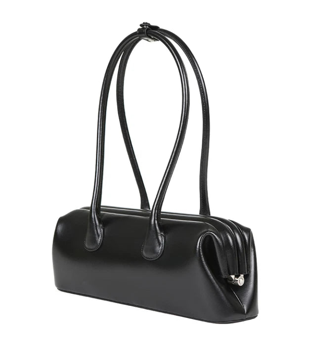 OSOI SEOUL/PARIS. NEW. NWOT. Black Leather Shoulder Bag